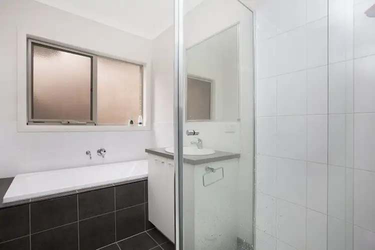 Fifth view of Homely unit listing, 1/16 PHELAN DRIVE, Cranbourne North VIC 3977