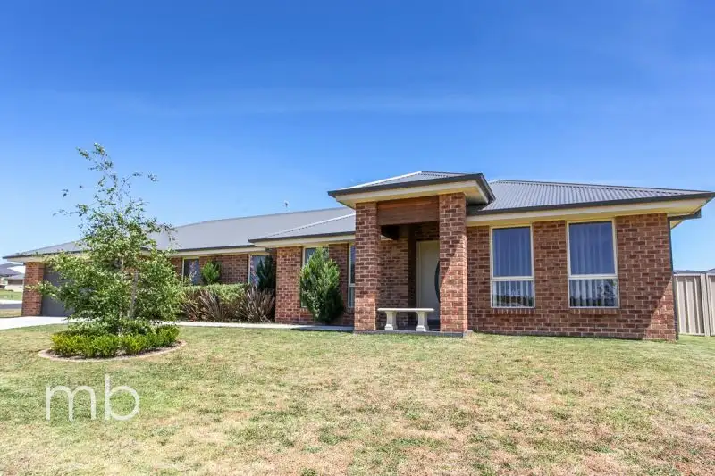 Main view of Homely house listing, 1 Braeburn Crescent, Orange NSW 2800