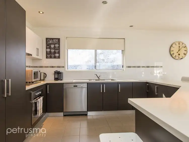 Fifth view of Homely unit listing, 2/628 Oceana Drive, Howrah TAS 7018