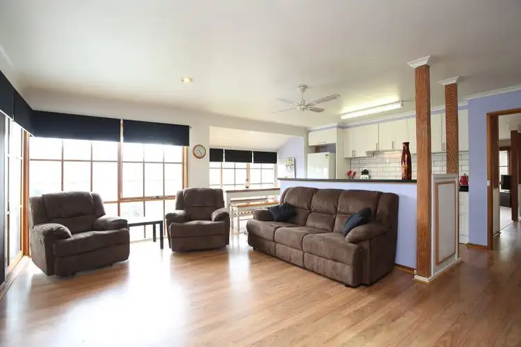 Fourth view of Homely house listing, 5 Parkes Way, Hampton Park VIC 3976
