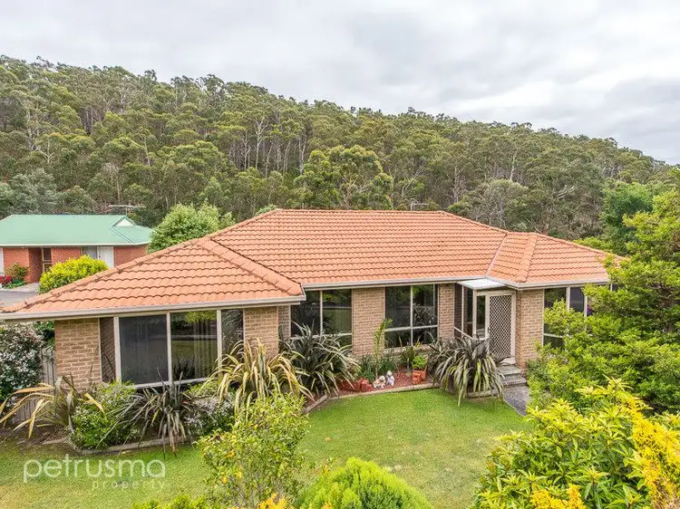 145 Pitcairn Street, Montrose TAS 7010