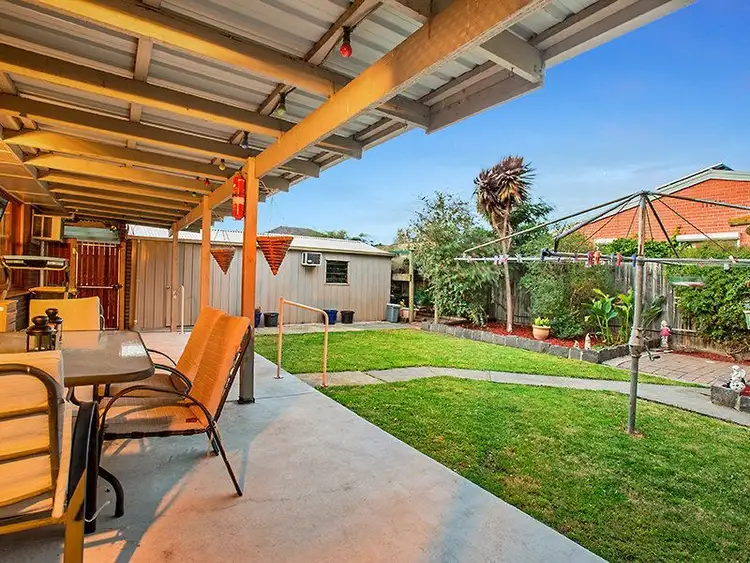 Fifth view of Homely house listing, 8 Newton Court, Seaholme VIC 3018