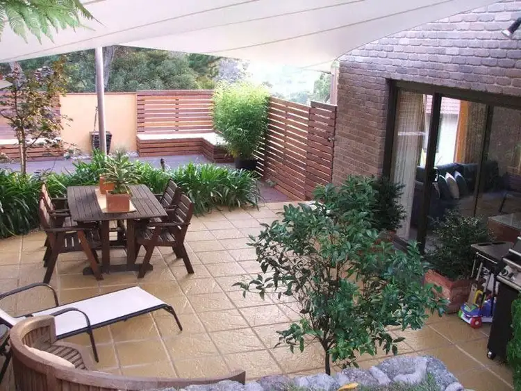 Sixth view of Homely house listing, 1 Robin Court, Lindisfarne TAS 7015