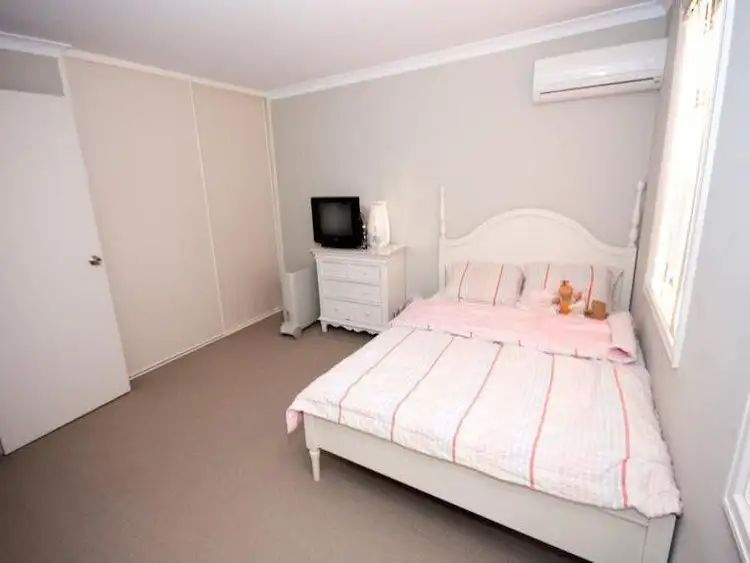 Second view of Homely house listing, 4/11 Choseley Place, Langford WA 6147