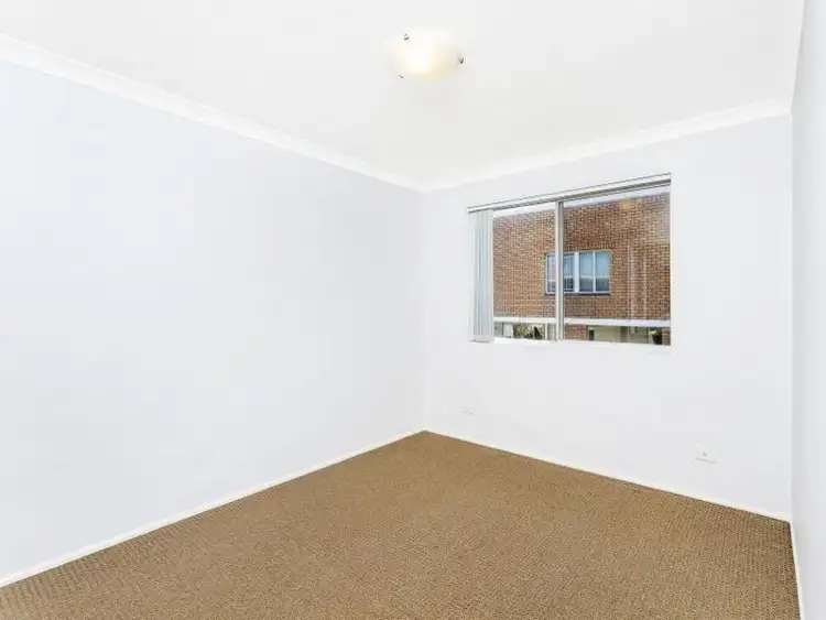 Fourth view of Homely unit listing, 5/10 Meredith Street, Redcliffe QLD 4020
