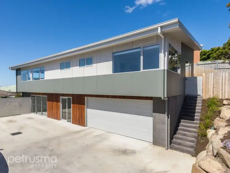 2/26 Jeannette Court, Lenah Valley TAS 7008
