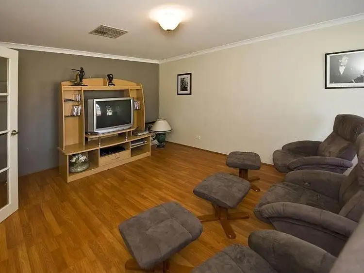Fourth view of Homely house listing, 10 Tuart Court, Thornlie WA 6108