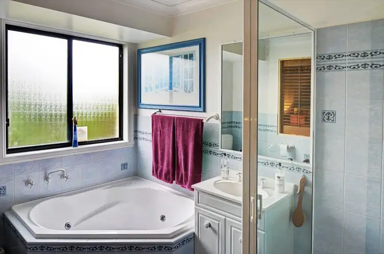 Fifth view of Homely house listing, 4 Rodd Place, Orange NSW 2800