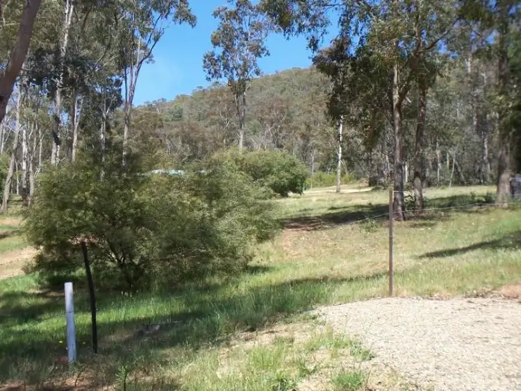 Lot 1, 2 Iarias Lane, Bright VIC 3741