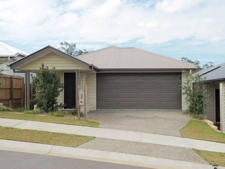 29 Poppy Cres, Springfield Lakes QLD 4300