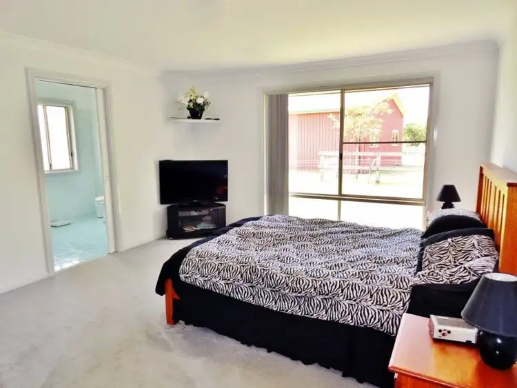 Seventh view of Homely house listing, 27 Verdelho Way, Orchard Hills NSW 2748