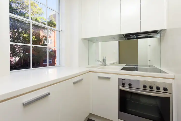 Third view of Homely apartment listing, 2/2 Greenknowe Avenue, Elizabeth Bay NSW 2011