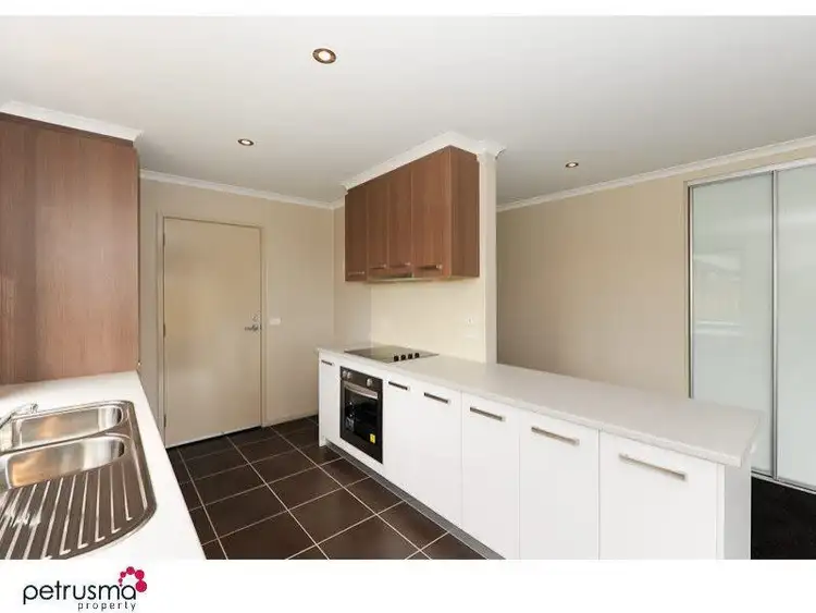 Fourth view of Homely unit listing, 5/15-17 Horsham Road, Oakdowns TAS 7019