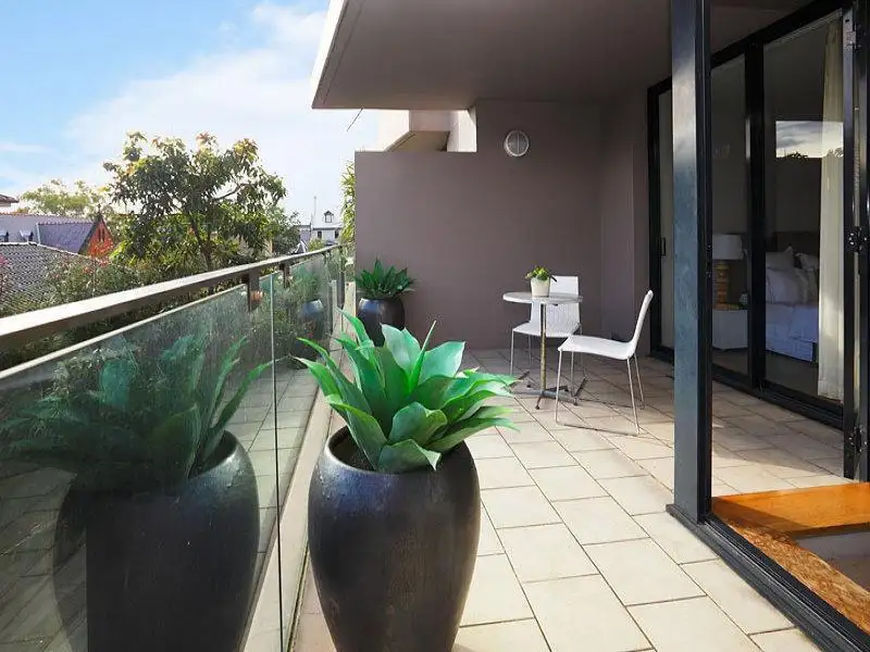 Main view of Homely apartment listing, 102/1A Tusculum Street, Potts Point NSW 2011