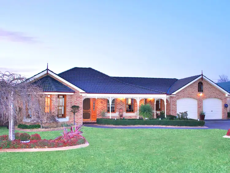54 Landseer Street, Raglan NSW 2795