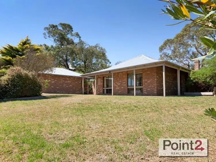 8 Parklands Grove, Mount Eliza VIC 3930