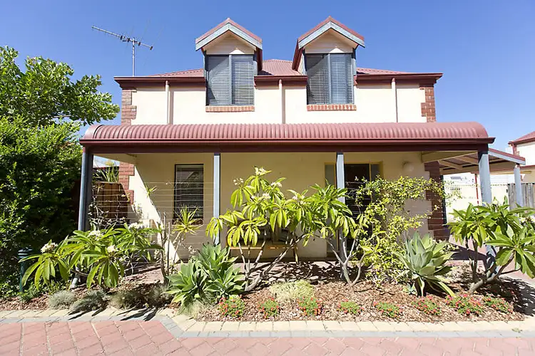2/8 Marlborough Street, Maylands WA 6051