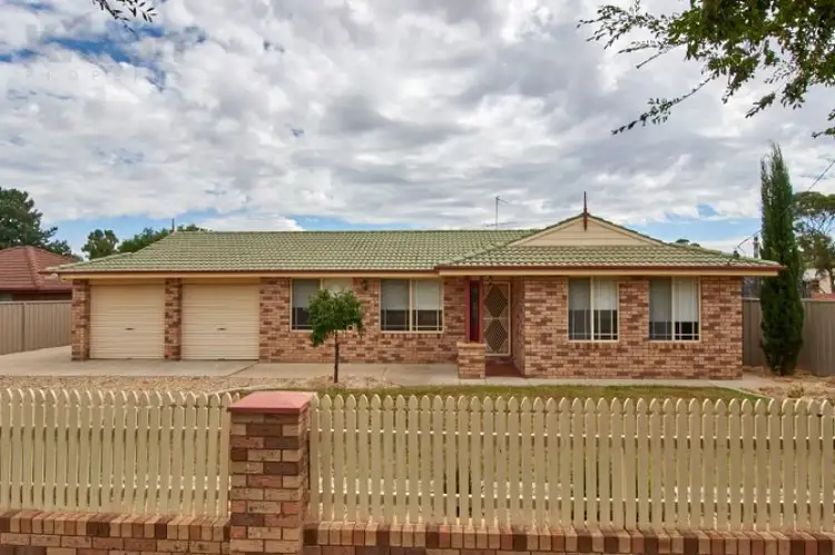 1 Deane Street, Uranquinty NSW 2652