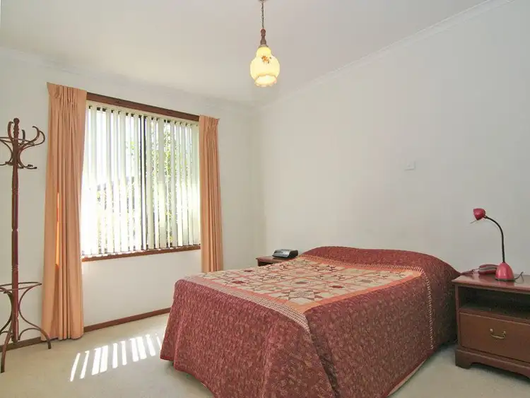 Seventh view of Homely townhouse listing, 4 Bickley Close, Stirling ACT 2611