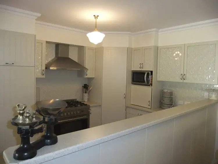 Second view of Homely house listing, 10 Albert Place, Gulmarrad NSW 2463