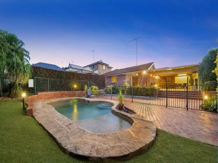 9 De La Salle Place, Castle Hill NSW 2154