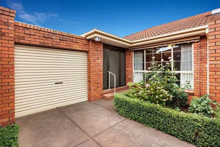 3/4 Hazel Grove, Pascoe Vale VIC 3044