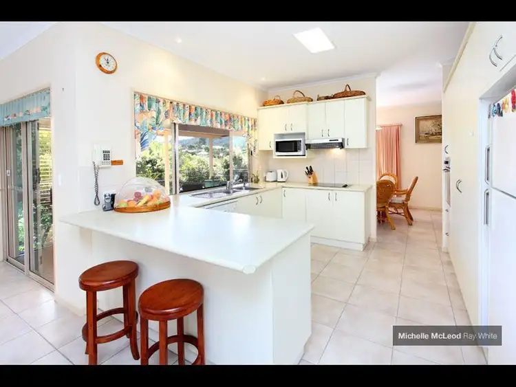 Seventh view of Homely house listing, 18 Dillingen Street, Chapel Hill QLD 4069