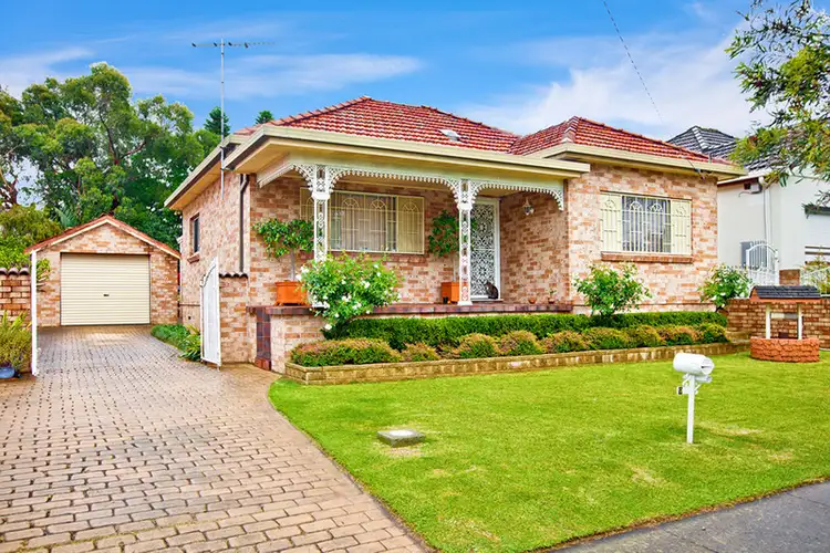 9 Blenheim St, Croydon Park NSW 2133