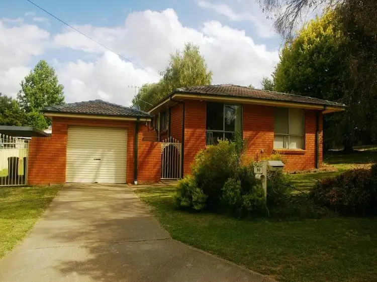 10 Barcelona Way, Orange NSW 2800