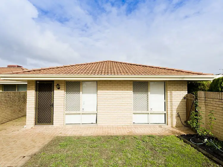 2/355 Light Street, Dianella WA 6059