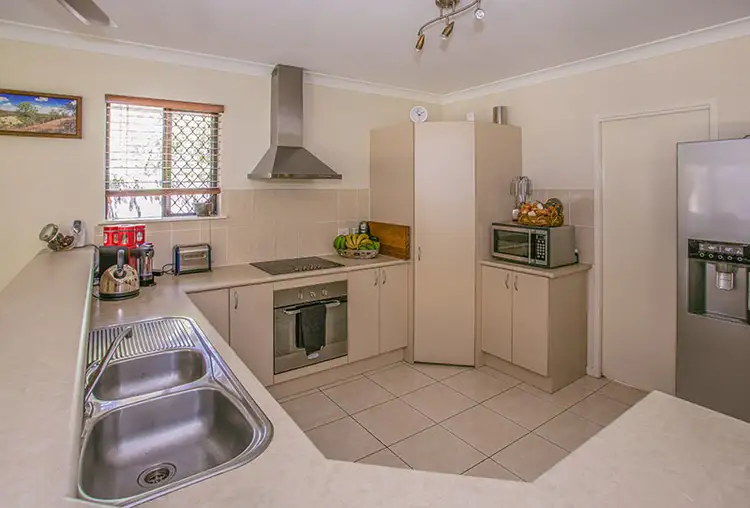 Second view of Homely house listing, 19 Barramulla Close, Edmonton QLD 4869