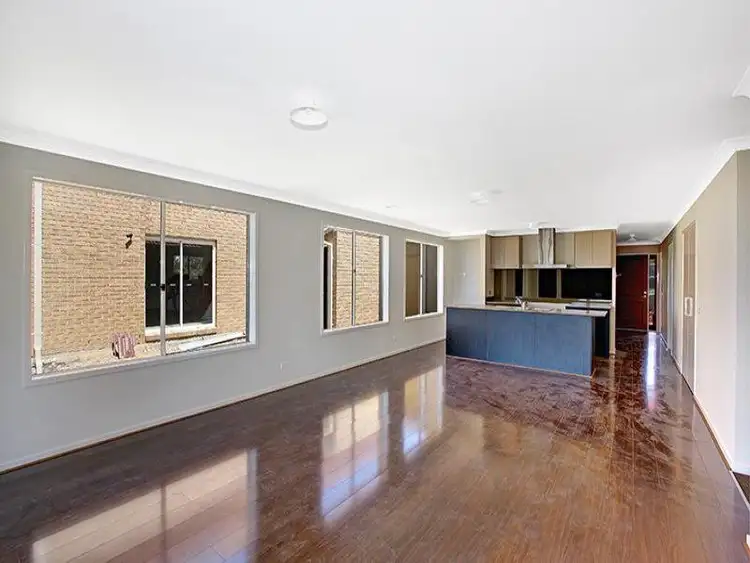 Sixth view of Homely house listing, 9 SIENA RIDGE, Hidden Valley VIC 3756