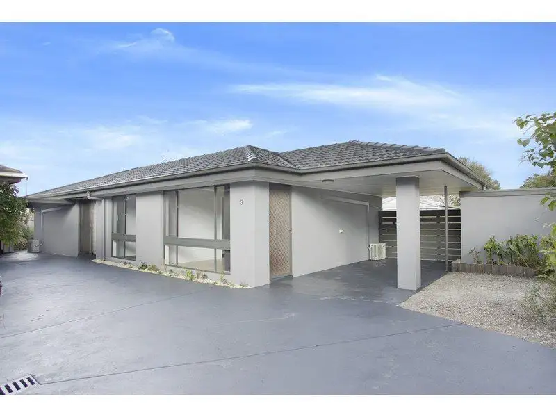 Main view of Homely unit listing, 3/33 Clarendon Street, Newtown VIC 3220