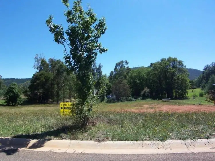 3 Blackwood Bowl, Bright VIC 3741