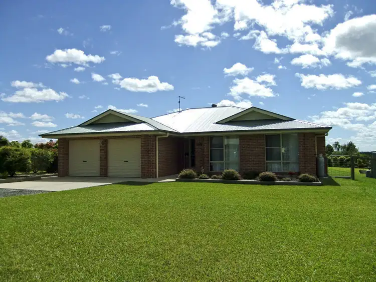 82 Clyde Essex Drive, Gulmarrad NSW 2463