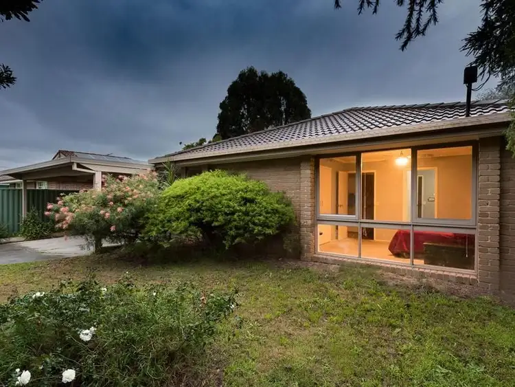 19 Benambra Way, Hampton Park VIC 3976