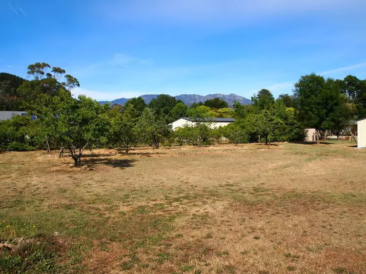 20a Bailey Street, Porepunkah VIC 3740