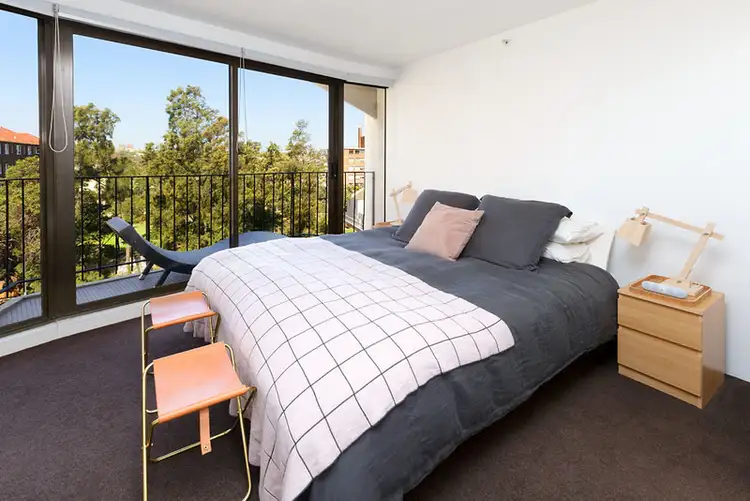 Third view of Homely apartment listing, 402/2 Elizabeth Bay Road, Elizabeth Bay NSW 2011