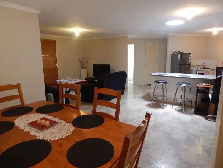 Fifth view of Homely house listing, 4 FALCON CT, Kallangur QLD 4503