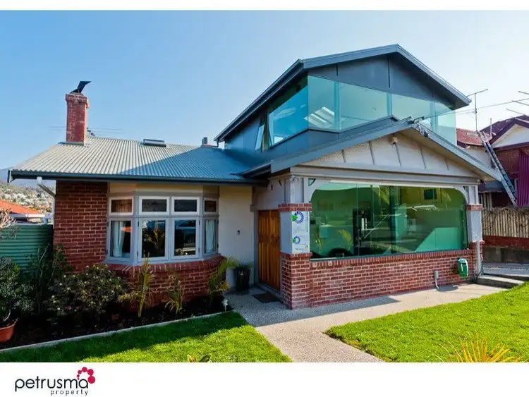 8 Swanston Street, New Town TAS 7008