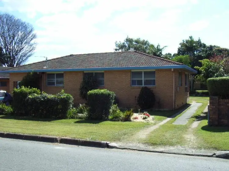 17 SHEPHERD STREET, Brighton QLD 4017