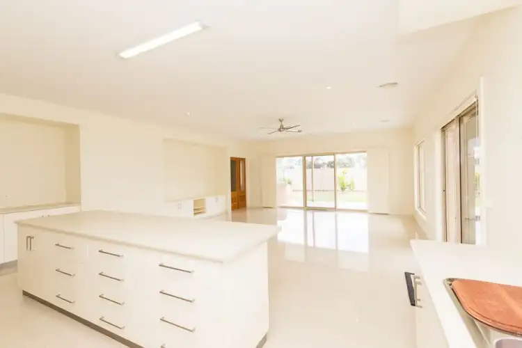 Fifth view of Homely townhouse listing, 1/26 Mardon Drive, Horsham VIC 3400