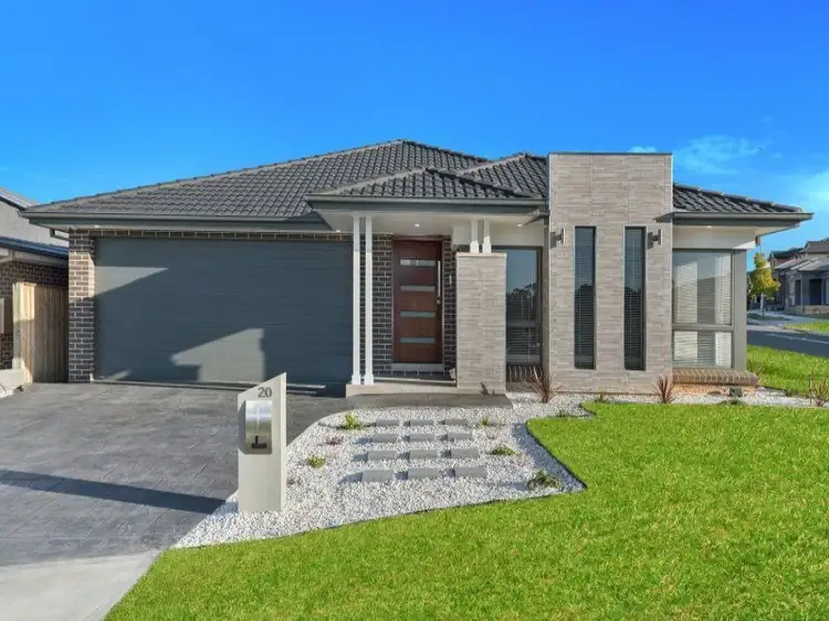 20 Bluey Street, Middleton Grange NSW 2171