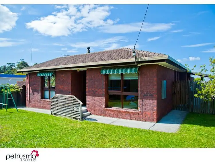 148 Roslyn Avenue, Blackmans Bay TAS 7052