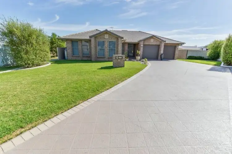 Main view of Homely house listing, 11 Rosella Avenue, Calala NSW 2340