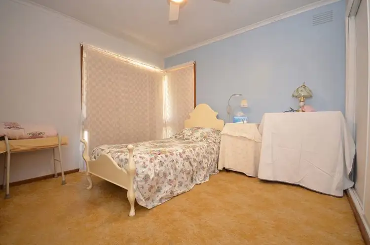 Fifth view of Homely house listing, 2 Calder Court, Horsham VIC 3400