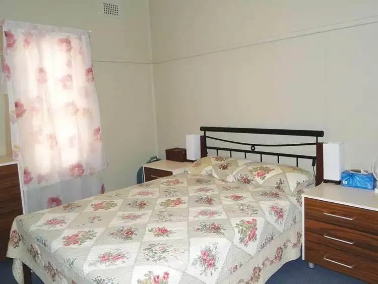 Fifth view of Homely unit listing, 4/29a Soldiers Point Road, Soldiers Point NSW 2317