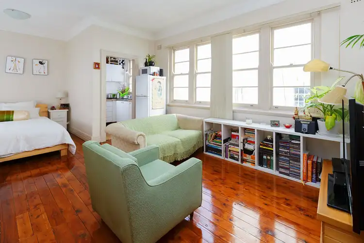 Third view of Homely studio listing, 32/3 Crick Avenue, Potts Point NSW 2011