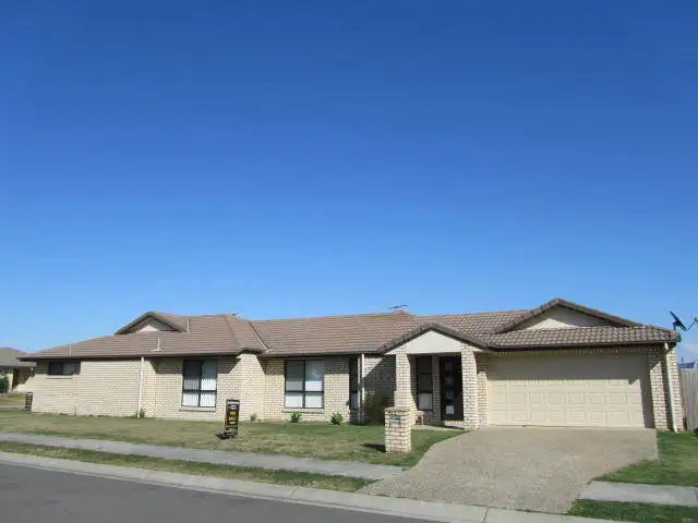 19-21 Wattle Crescent, Raceview QLD 4305