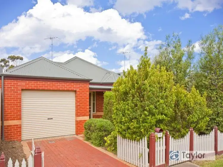 3 Urana Street, Newtown VIC 3220